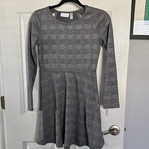 Place Black and White Patterned Top